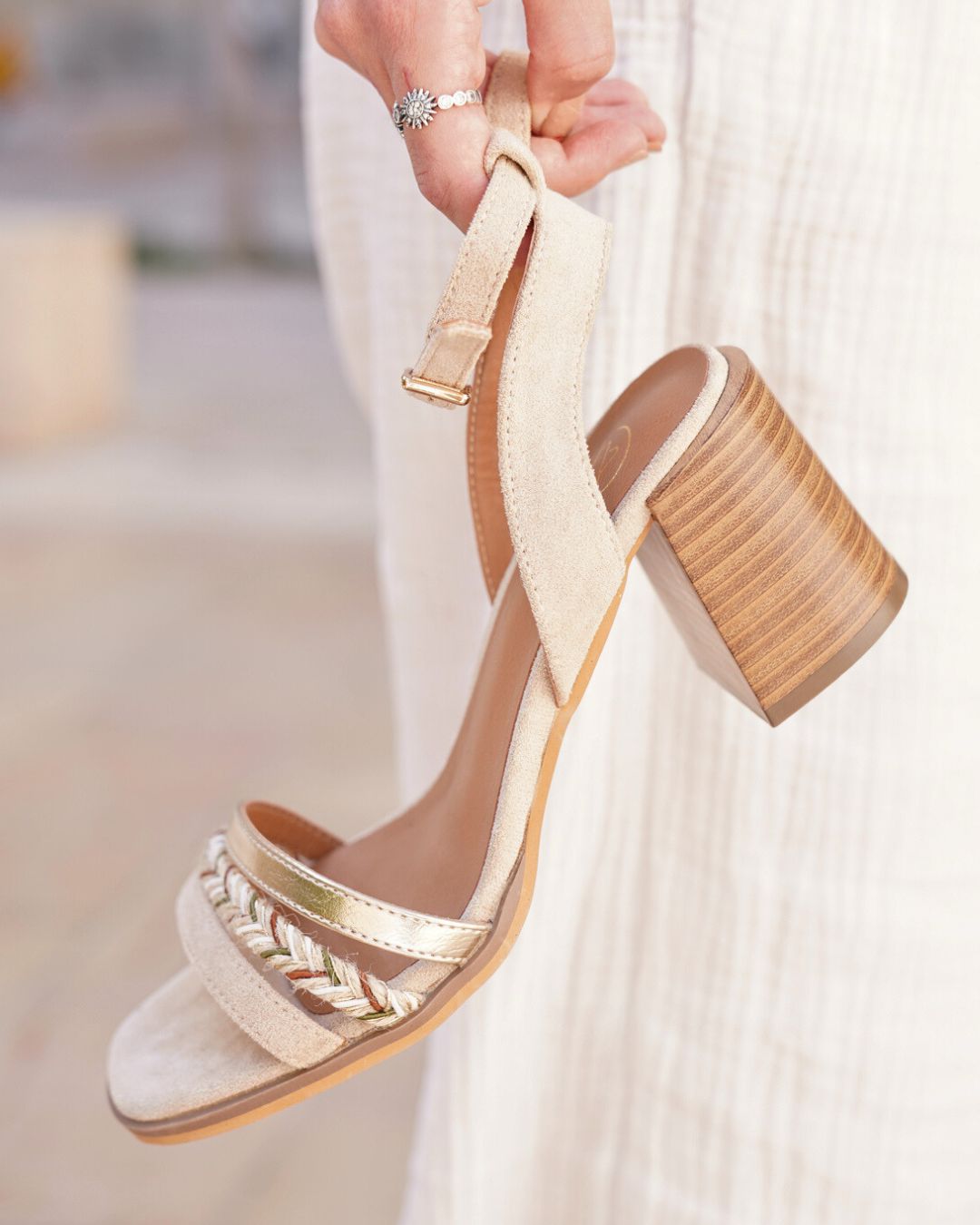 Sandale femme talon carré beige - Lylou